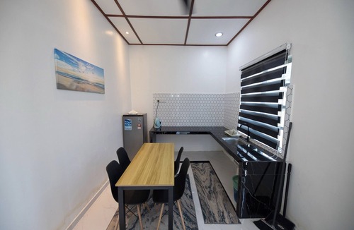 Jambi House | OYO 90976 Pantaistay baturakit
