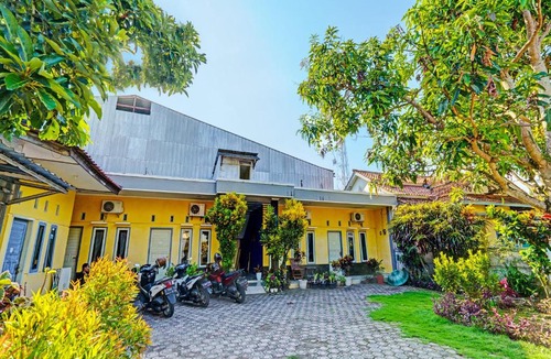 Pangandaran Hotel | OYO 92519 Pondok Koesnita