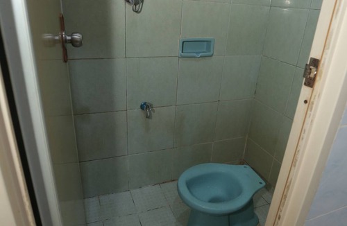 Bogor Tengah Hotel | OYO 93135 Wisma Bayt Hikmah