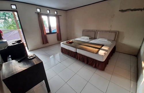 Bogor Tengah Hotel | OYO 93135 Wisma Bayt Hikmah