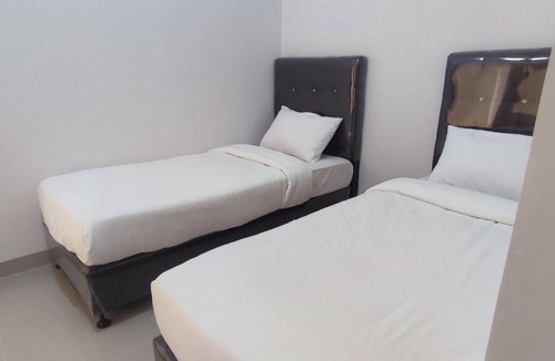 Batusangkar Hotel | OYO 93143 Mega Raudhah Syariah