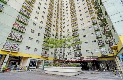 Bandung Hotel | OYO 93426 Metro Suites Apartment By Goodvibes