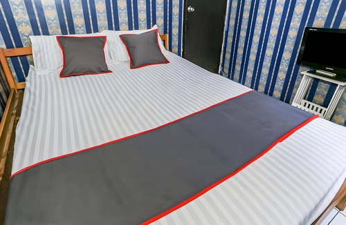 Pemalang Hotel | OYO 93645 Akasia Budget