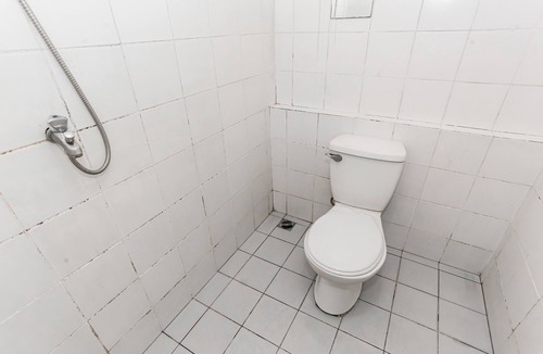 Pemalang Hotel | OYO 93645 Akasia Budget