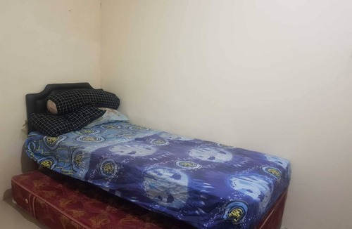 Depok Hotel | OYO 93948 Bunda Rachma Rooms