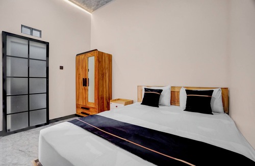 Mojokerto Hotel | OYO 94924 Cidu Homestay Syariah