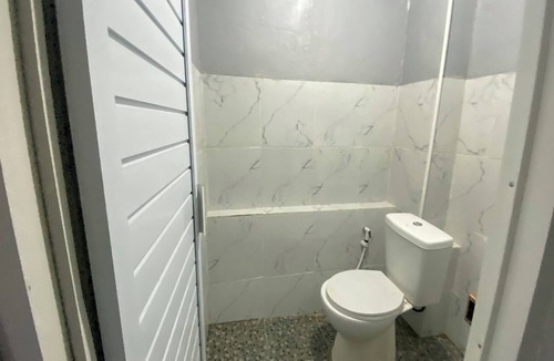 Tembalang Hotel | OYO 95038 Khanza Stay