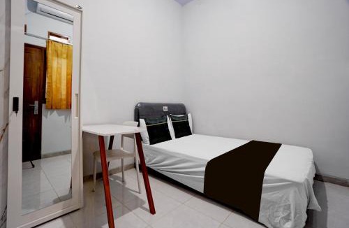 Tosari Hotel | OYO 95293 Citra Homestay Syariah