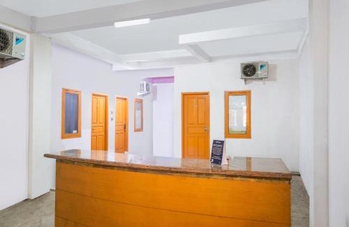 Karawang Timur Hotel | OYO Life 2412 Mandala Residence