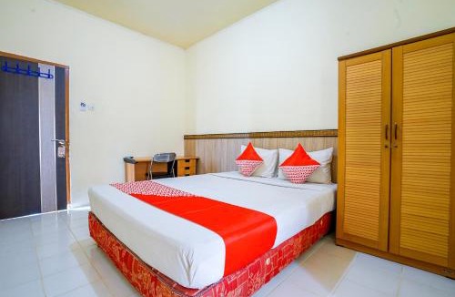 Palembang Hotel | OYO Life 2502 Syariah Triantama Kost