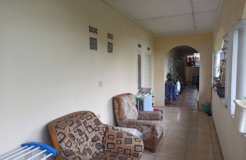 Garut Hotel | OYO Life 91339 Pondok Kost Aulia Syariah