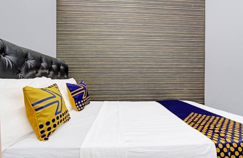Kudus Hotel | OYO Life 91523 Kenari Guesthouse