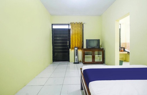 Garut Hotel | OYO Life 91606 Nadin Guest House Syariah