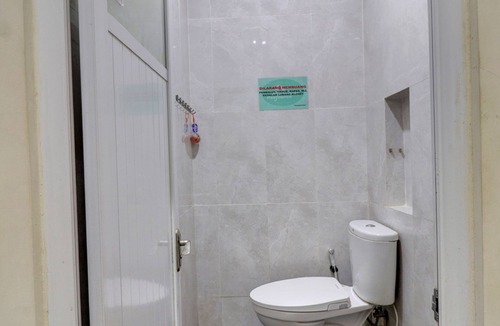 Jambi Hotel | OYO Life 92707 D-akomiba Residence