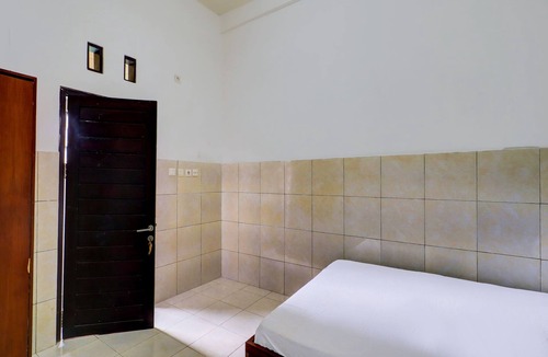 Perean Tengah Hotel | OYO Life 92841 Kos 88