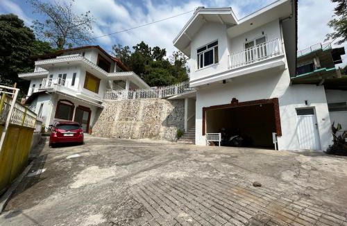 Tretes Hotel | OYO LIFE 92844 Penginapan Cibodas