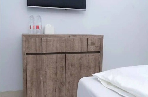 Cimone Hotel | OYO Life 92878 Kost Padma Syariah