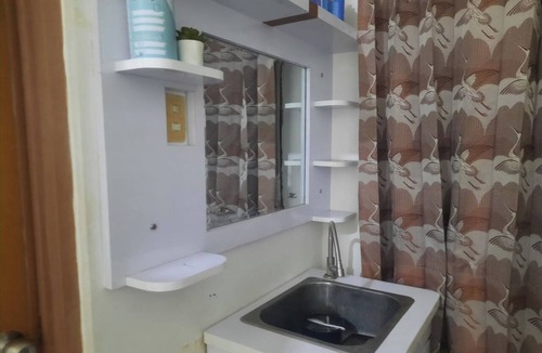 Karawang Hotel | OYO Life 93160 Kost Jenny Karawang