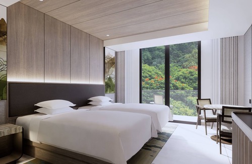 Ciumbuleuit Hotel | Padma Hotel Bandung