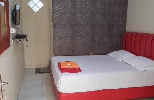 Cibinong House | Pakansari Guest Inn Mitra RedDoorz