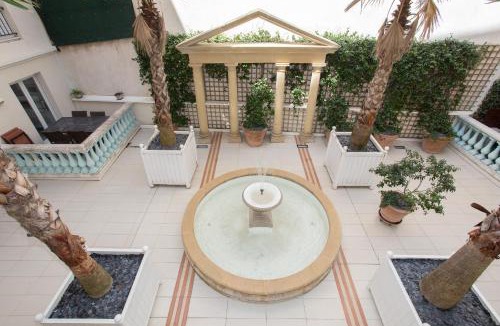 Le Suquet Apartment | Palazzio Vieux Port by Welcome to Cannes