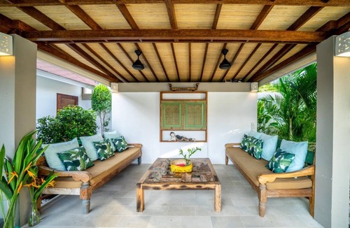 Sanur Villa | Palm Putri -Tropical Holiday Haven - Beachside Sanur
