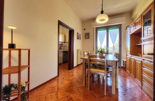 Sinalunga Apartment | Panorama House - Two Bedroom Apartment, Sleeps 6