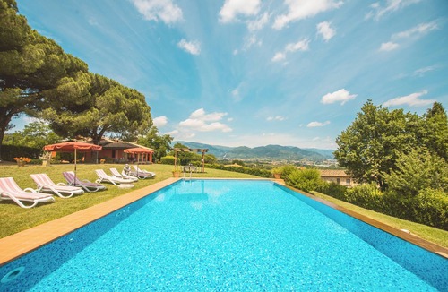 Montecarlo Villa | Panoramic Tuscan villa with infinity pool, exclusive use, private garden