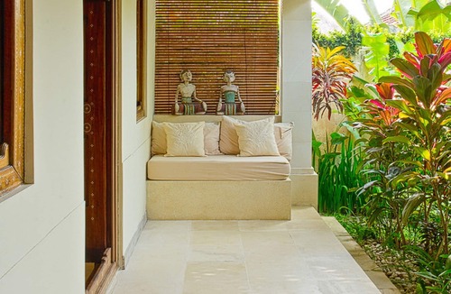 Batubelig Villa | PARADISE ON EARTH! 4BR Villa - Located perfectly in Batu Belig!