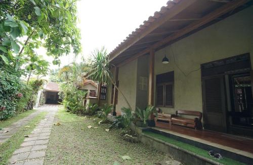 Mlati Villa | Patria Villa Padma with Private Pool