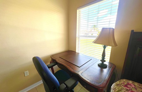 Crescent Lakes House | Peaceful 4BA/2BA home located in Central Florida!