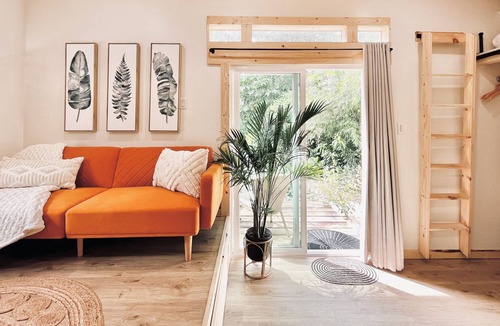 Forest City Cottage | Peaceful Casita de Campo with Lake access