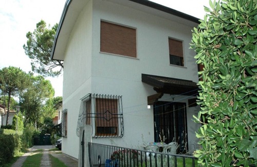 Lignano Pineta Villa | Peaceful house with fenced garden