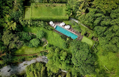 Buwit Villa | Peaceful river and jungle views, 6 bedrooms, close to beaches.