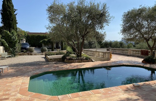 Mouans-Sartoux Villa | Peaceful w Amazing Views, Aircon & Heated Salt Water Pool nr Valbonne & Mougins