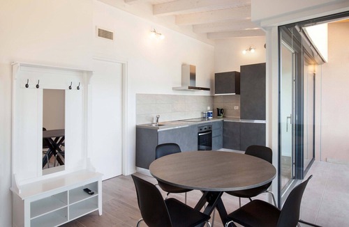 Brenzone sul Garda Apartment | Pèler Apartment: Modern Elegance, Stunning Views and Comfort in Brenzone