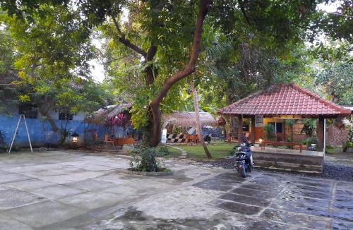Kalibukbuk Hotel | Penginapan Sedap Malam