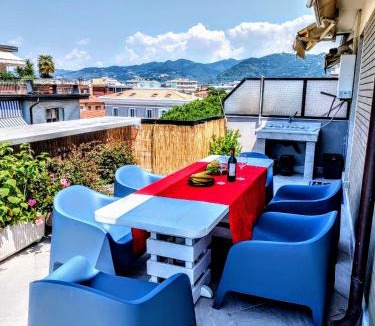 Marina di Carrara Apartment | -Penthouse con Terrazza Panoramica -Free Parking-