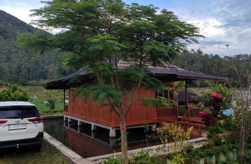 Ciwidey House | Perfect 3-bedroom bungalow in Ciwidey with stunning views