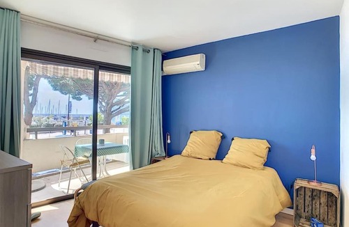 Mandelieu-la-Napoule Beach Apartment | Perle rare 2 pièces au pied de la plage et piscine résidence