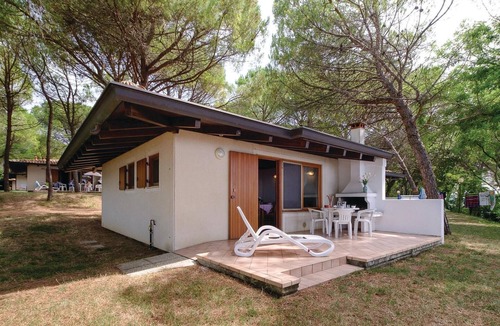 Aquileia House | Pet friendly home in Belvedere di Aquileia with outdoor swimming pool