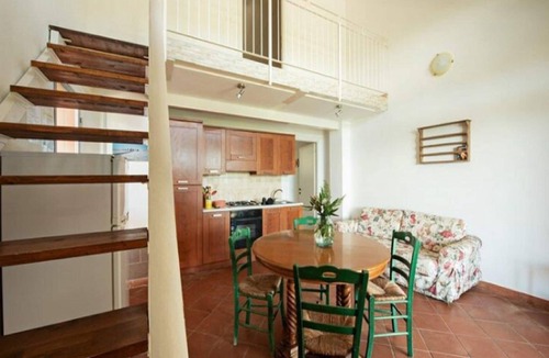 Castagneto Carducci House | Pet-Friendly Getaway