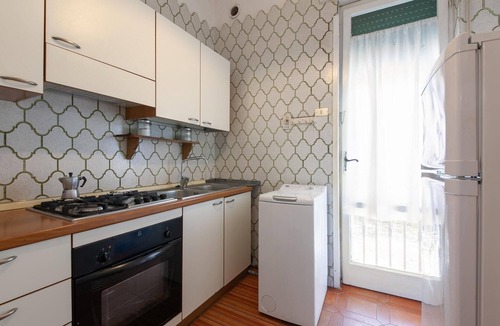 Tirrenia Apartment | Pet friendly apartment in Tirrenia -PI-
