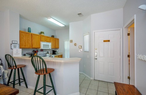 Lake Berkley House | Pet friendly townhome near all attractions