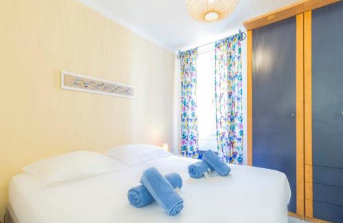 Antibes Old Town Apartment | Place Amiral Barnaud
