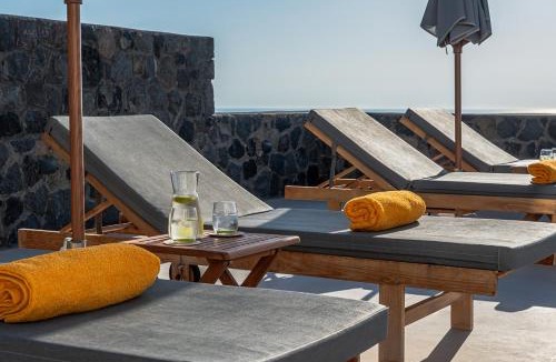 Kamari Apartment | Platies Luxury Apartments Santorini