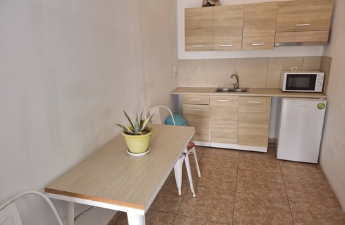 Perissa Hotel | Pleasure ROOMS 4 person