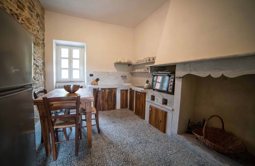 Masero Apartment | Podere di Emore - n. 3 - App. on the Francigena with swimming pool and Wi Fi
