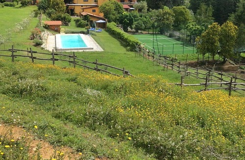 Gassano Cottage | Podere la Piana Cottage Cherry Tree