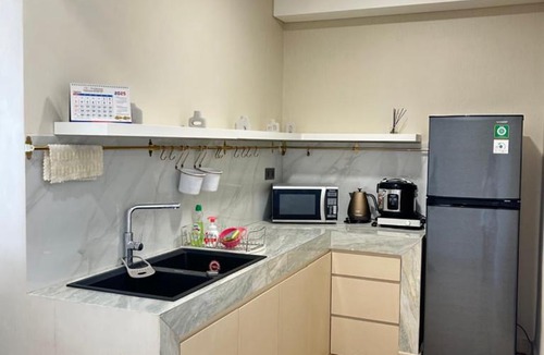 Medan Apartment | Podomoro Delipark Apartemen Cozystay Empire Tower 4BR 4 King and 1 single bed Medan - 110m